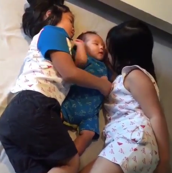 น้องออกู๊ด น้องออกัส น้องออก้า