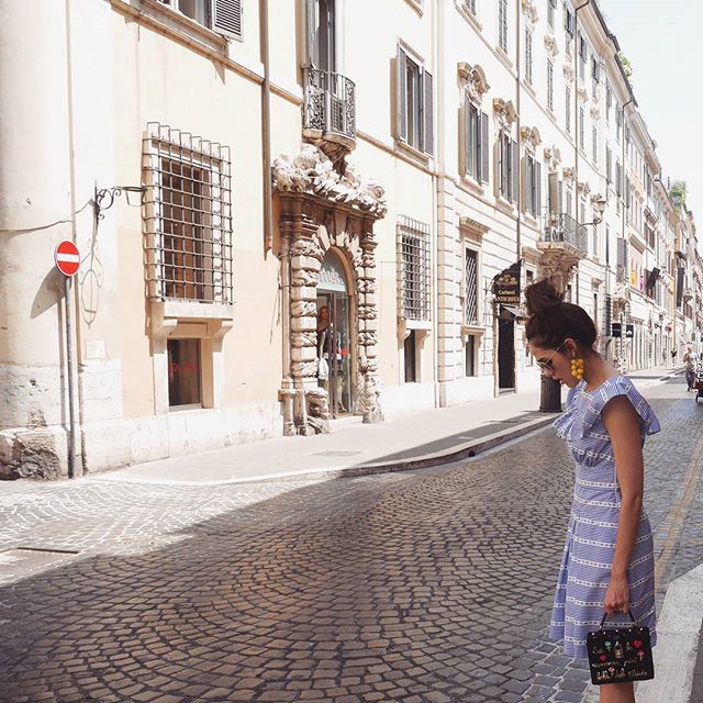 ชมพู่ อารยา