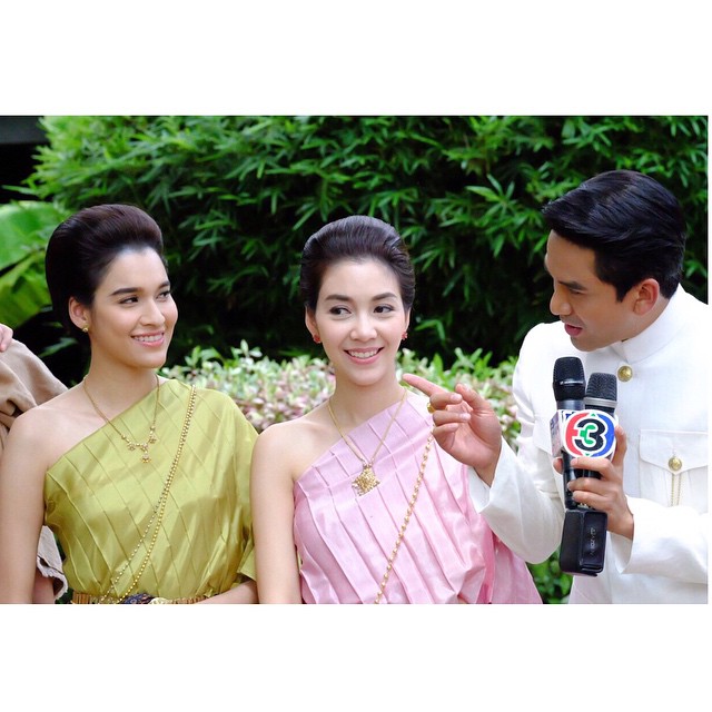ป๋อ ณัฐวุฒิ แยม มทิรา นำทีม ฟิตติ้ง นางทาส 2015   	