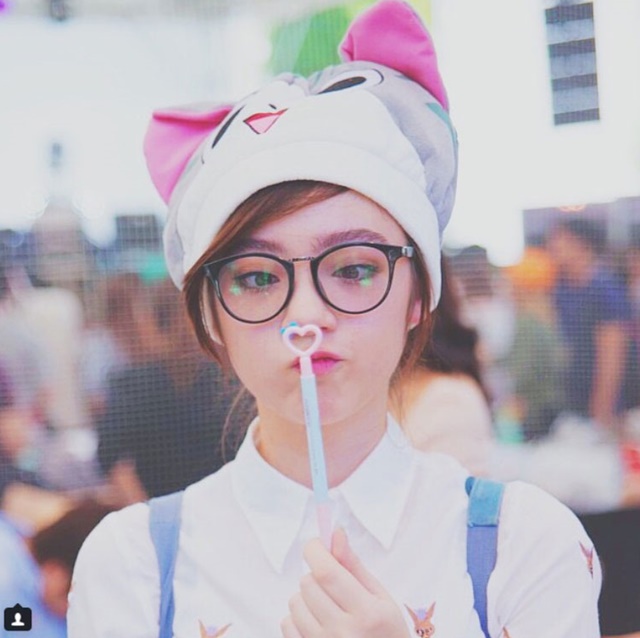 ประวัติ พลอยชมพู ญานนีน ภารวี ไวเกล