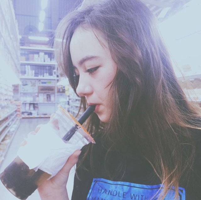 พลอยชมพู 