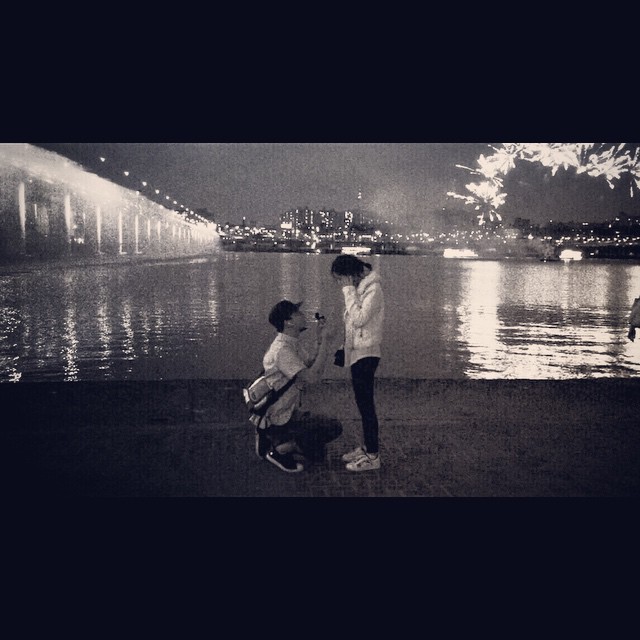 ดีเจเผือก คุกเข่าขอแต่งงานแฟนสาว บอกขอทำสิ่งนี้เพื่อคุณ...