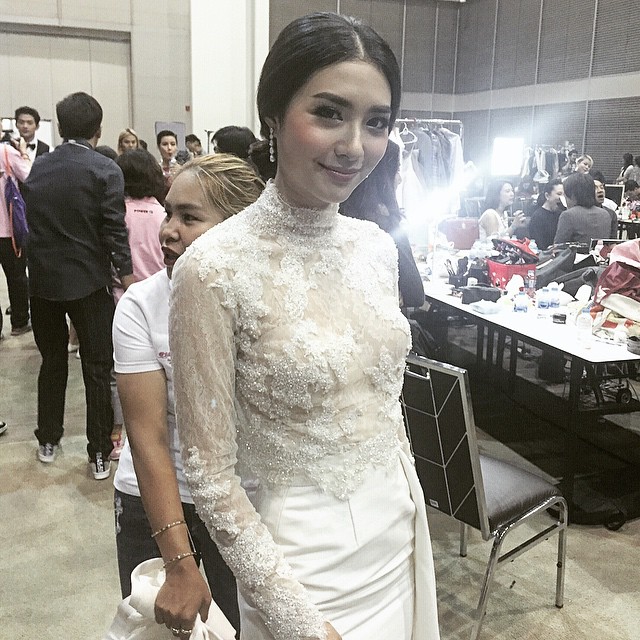 โป๊ป ธนวรรธน์ - มิว นิษฐา