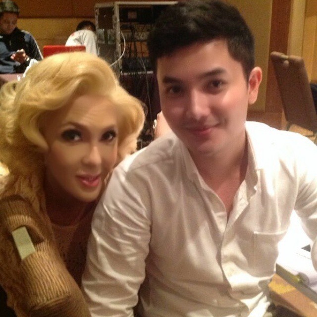 โจแอน บุญสูงเนิน