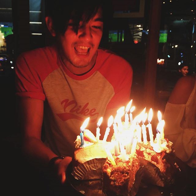 หนุ่ม ศรราม