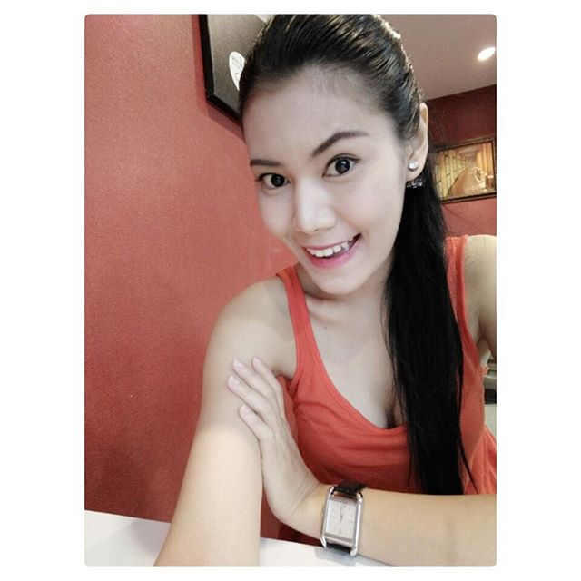 น้ำฝน ทวีพร