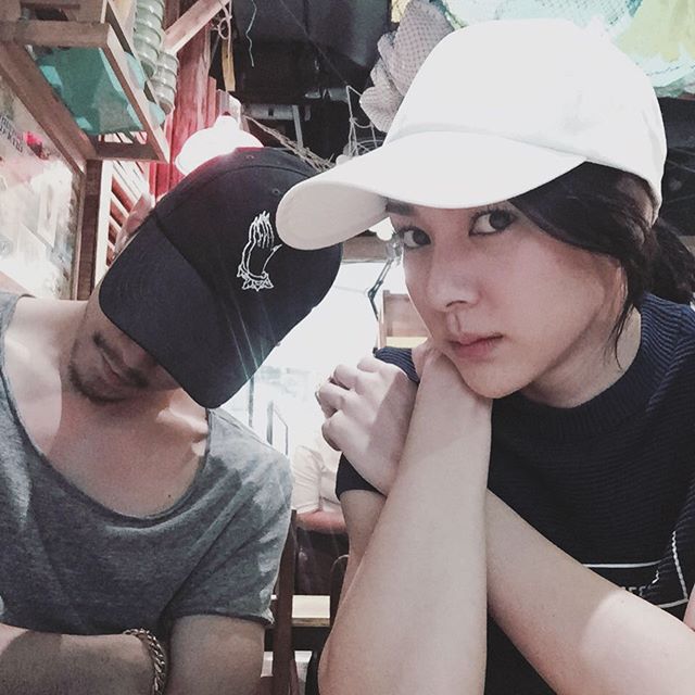 โฟร์ ศกลรัตน์