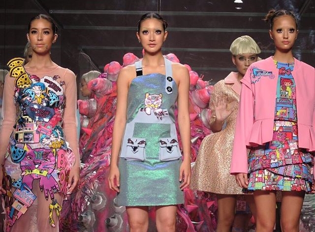 แพนเค้ก เขมนิจ แต่งหน้าเดินแบบ สวยแปลกแหวกแนว