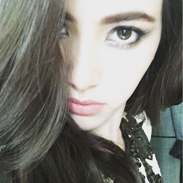 ใหม่ ดาวิกา