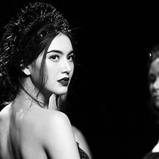 ใหม่ ดาวิกา