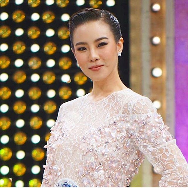 คริส-พลอย หอวัง