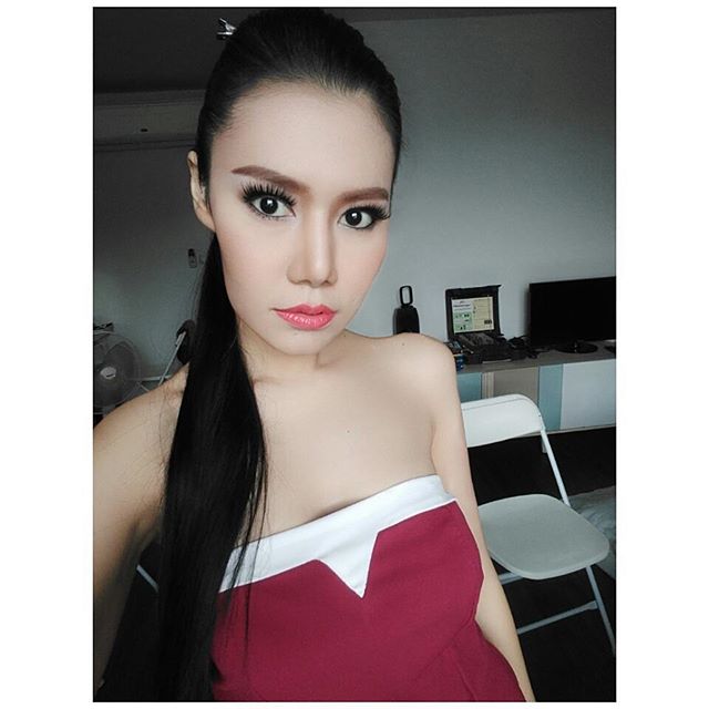 น้ำฝน ทวีพร