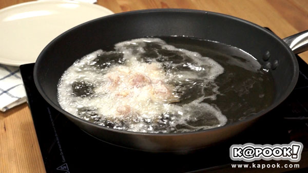 ไก่ผัดเม็ดมะม่วงหิมพานต์