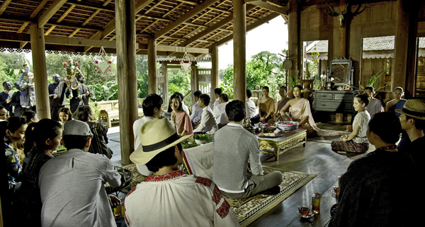 แม่เบี้ย ดึงศิลปะหุ่นกระบอก ร่วมฉากเปิดเรือนไทย