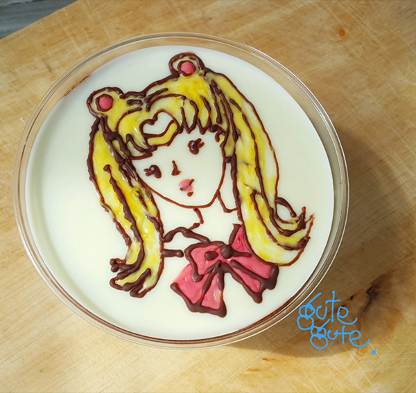 มูสเค้กหน้าการ์ตูน 