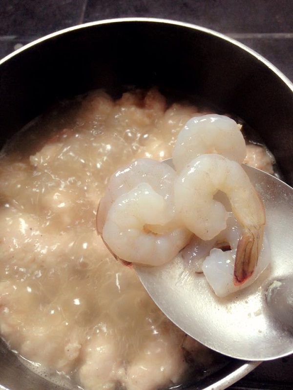 ข้าวต้มกระดูกหมูรวมมิตร