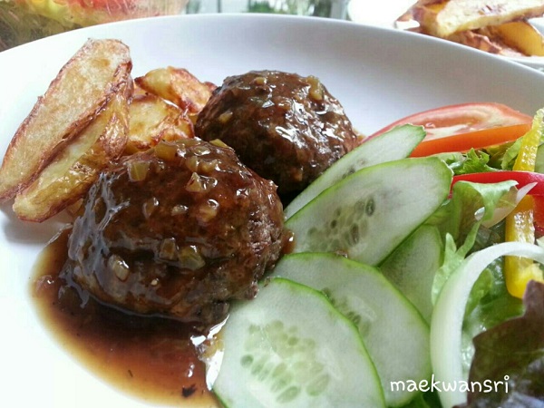 สเต๊กไก่สับ