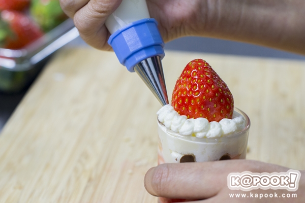 ขนมคริสต์มาส 3 สูตรขนมคริสต์มาสแบบง่าย ๆ ความอร่อยมาส่งแล้ว ขนมคริสต์มาส 3 สูตรขนมคริสต์มาสแบบง่าย ๆ ความอร่อยมาส่งแล้ว