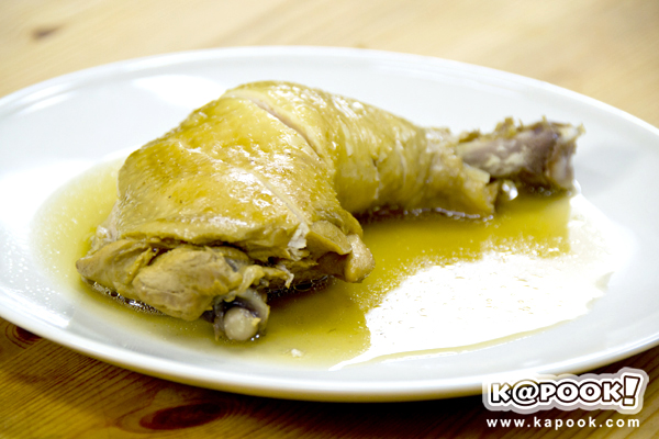 ไก่ต้มน้ำปลา ไก่ต้มน้ำปลา