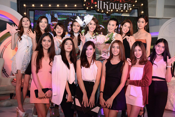 จาตุรงค์-โก๊ะตี๋-บุ๊คโกะ นำทีมปล่อยมุข เปิดตัว หอแต๋วแตก แหกนะคะ