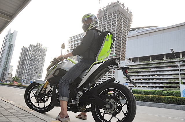 Yamaha M-Slaz
