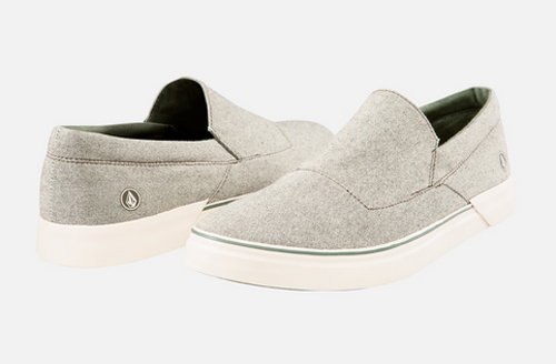 รองเท้า Slip On