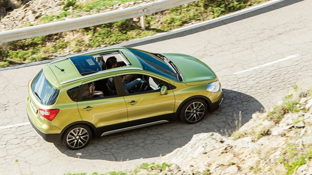 Suzuki SX4 S-CROSS 2015