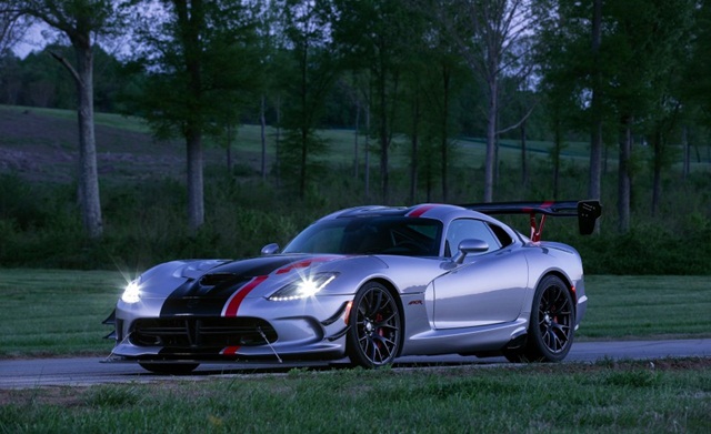 Dodge Viper ACR