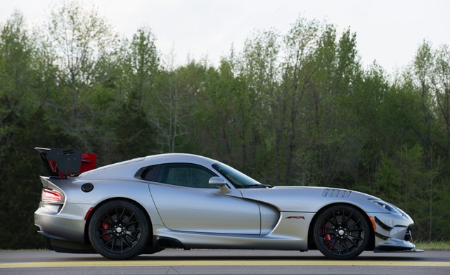 Dodge Viper ACR