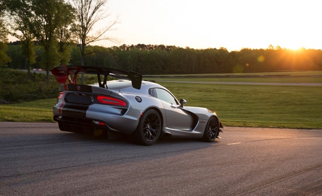 Dodge Viper ACR