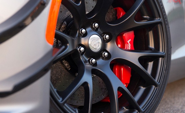 Dodge Viper ACR