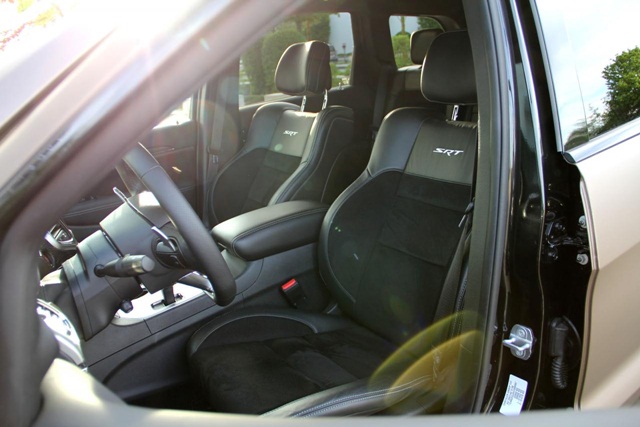 Jeep Grand Cherokee SRT