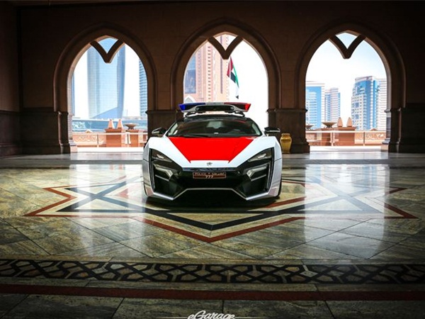 Lykan Hypersport