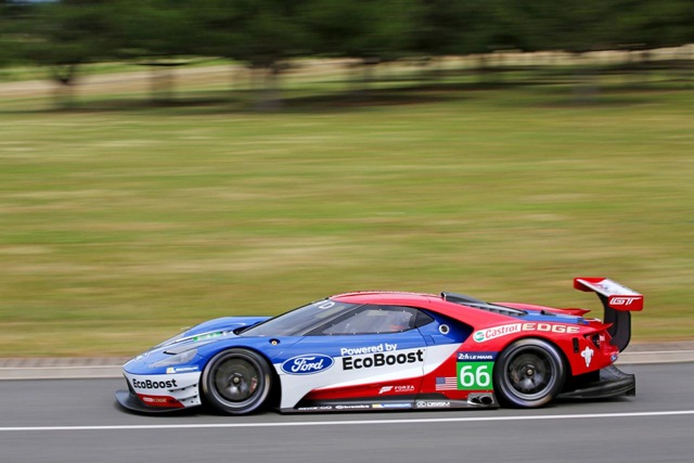 Ford GT Racecar