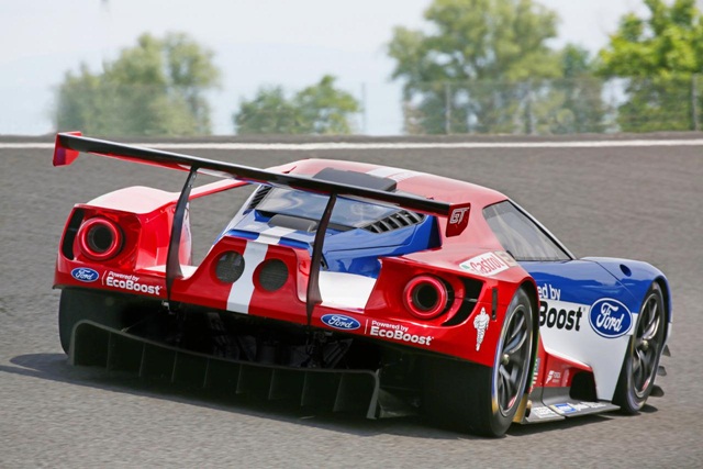Ford GT Racecar