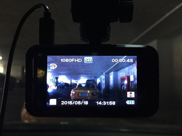 รีวิวเปรียบเทียบกล้องติดรถยนต์ Dcam D2 กับ G1W