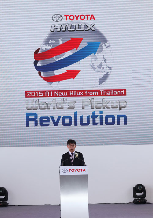 Toyota Hilux Revo 2015