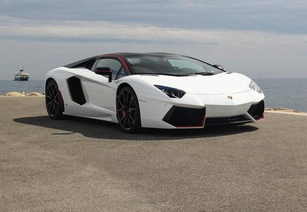 Lamborghini Aventador SV Lamborghini Aventador SV