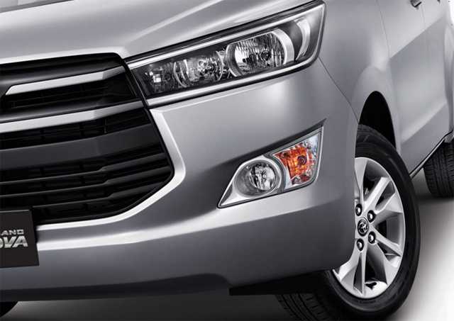 Toyota Innova 2016