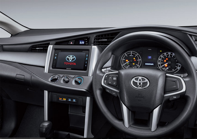 Toyota Innova 2016