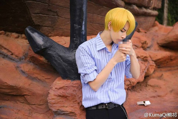 แต่งคอสเพลย์