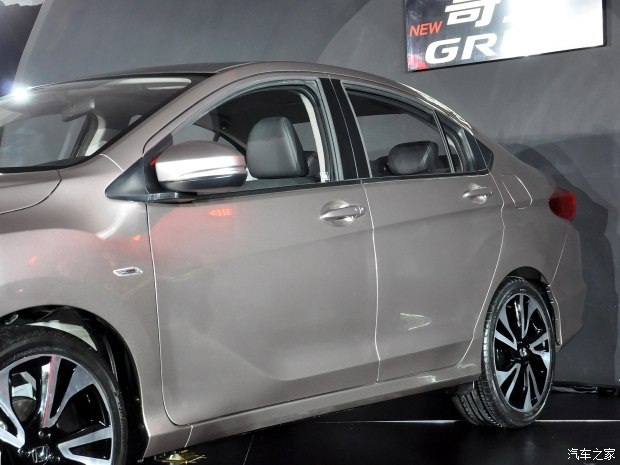 Honda Greiz 2016
