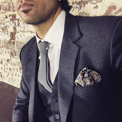 วิธีทำผ้าเช็ดหน้าใส่กระเป๋าเสื้อสูท