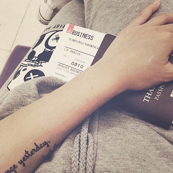 ดีเจต้นหอม ศกุนตลา ภาพเปลือยหลัง