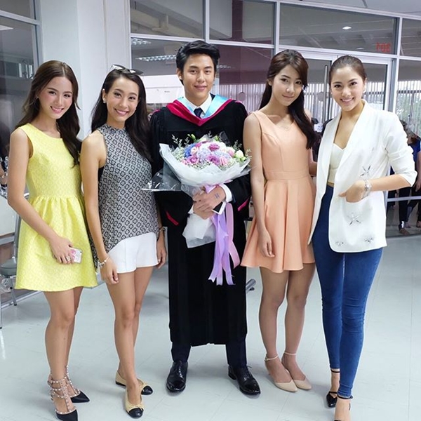 หมาก ปริญ รับปริญญา 