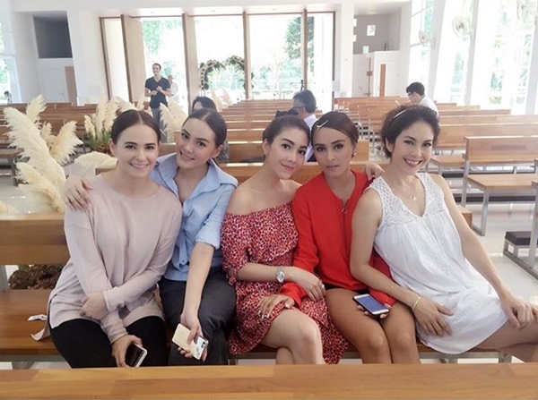 งานแต่งเจนสุดา