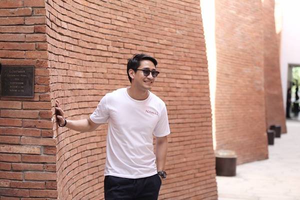 ป้อง ณวัฒน์