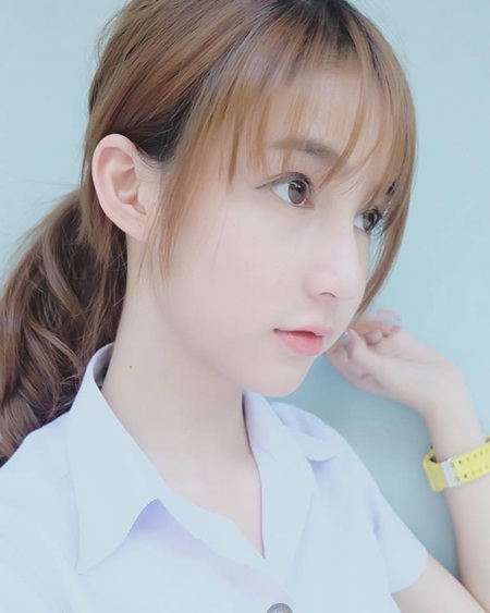 โยชิ รินรดา