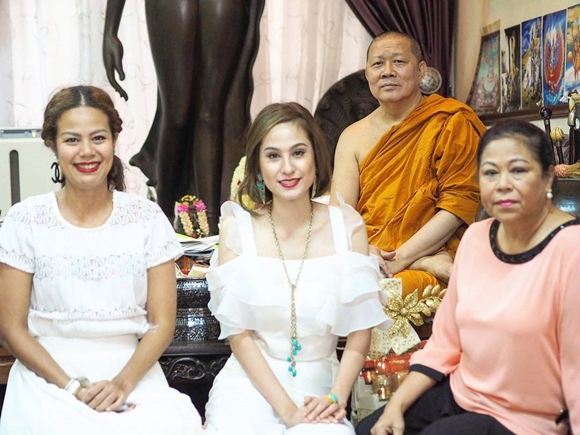 กอล์ฟ พิชญะ-ขวัญ อุษามณี