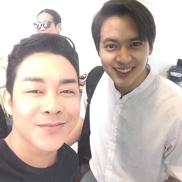 บร๊ะเจ้าโจ๊ก เผยภาพคู่น้องชายในไส้